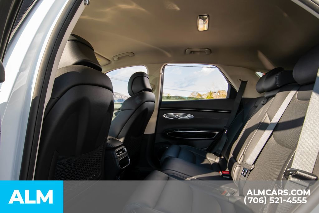 Used 2025 Genesis GV70 2.5T image 13