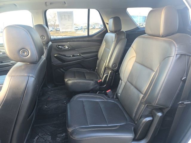 Certified 2021 Chevrolet Traverse Premier w/ Redline Edition image 11