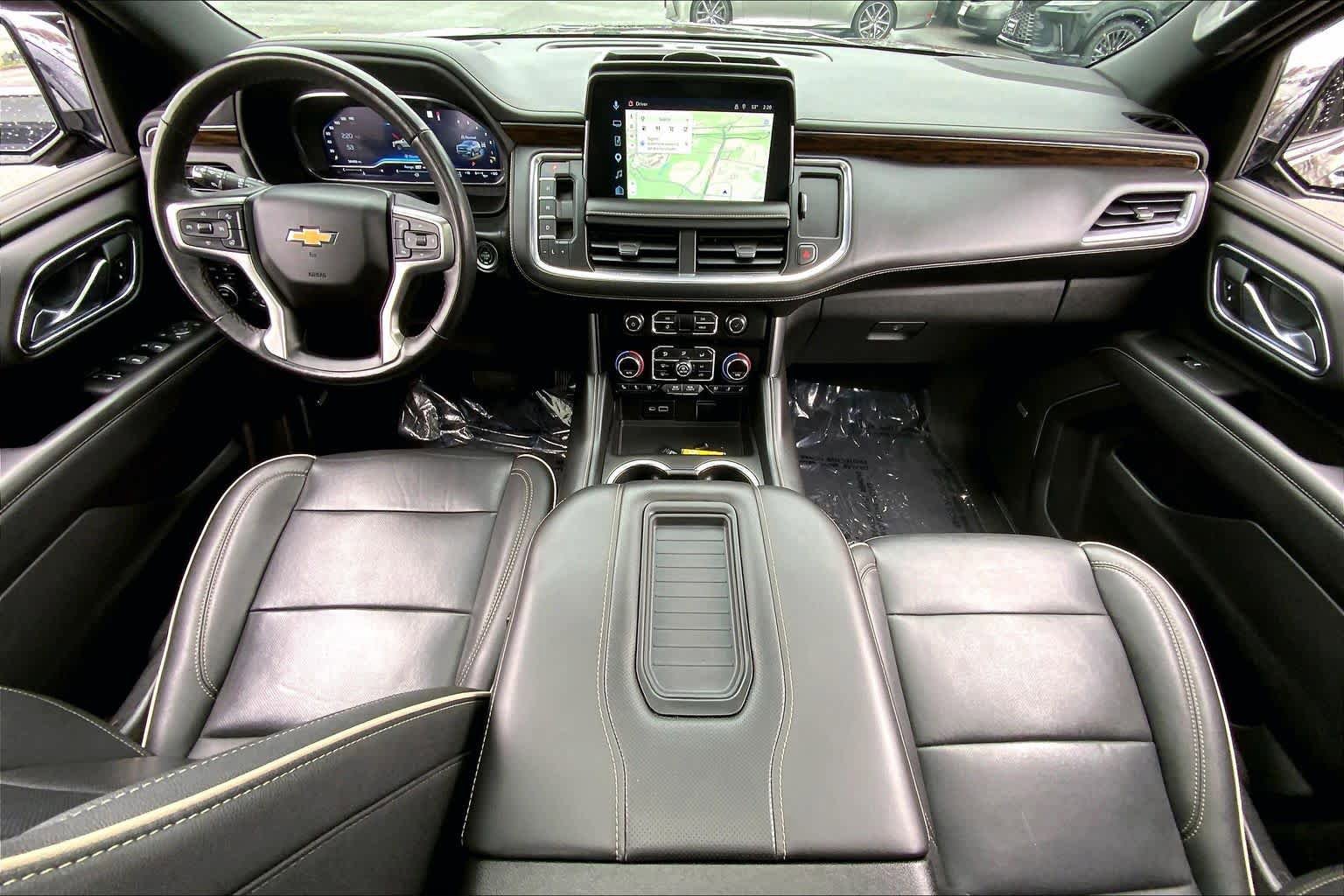Used 2022 Chevrolet Tahoe Premier AWD/4WD image 17