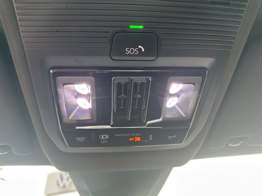New 2025 Volkswagen Atlas Cross Sport SEL image 23