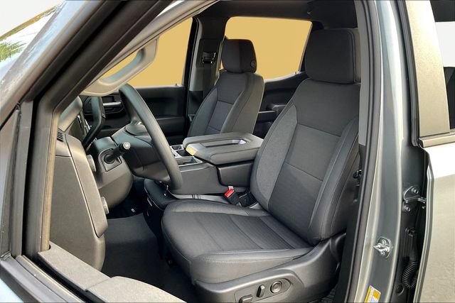 New 2026 Chevrolet Silverado 1500 Custom w/ Turbomax Blackout Package AWD/4WD image 9