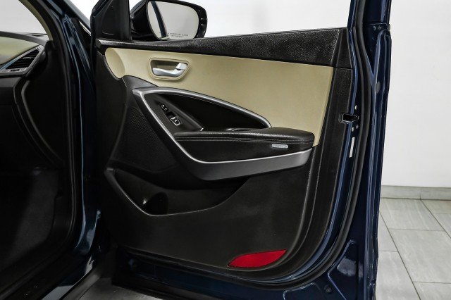 Used 2017 Hyundai Santa Fe Sport FWD image 40