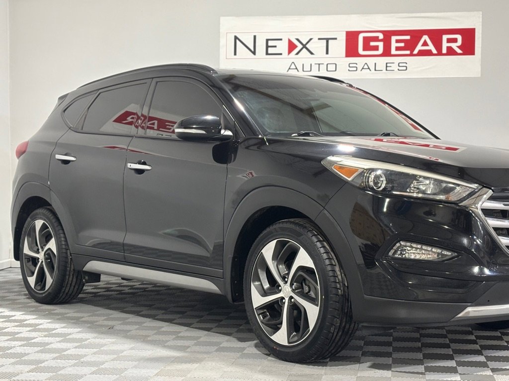 Used 2017 Hyundai Tucson Limited w/ Limited Ultimate Package 03 image 2