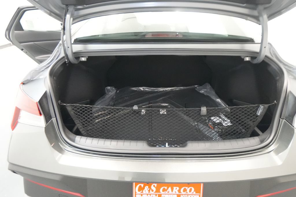 New 2026 Hyundai Elantra Sport image 18