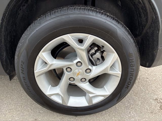 Used 2025 Chevrolet Trax LS w/ LS Convenience Package image 13