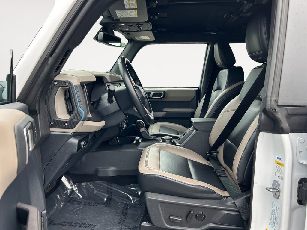 Used 2023 Ford Bronco Wildtrak image 15