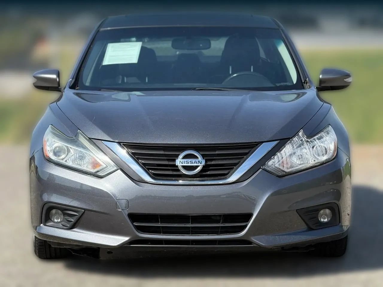 Used 2017 Nissan Altima 2.5 SL w/ Moonroof Package FWD image 5