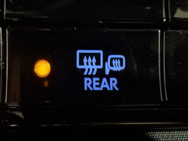 Used 2022 Toyota Highlander Platinum AWD/4WD image 19