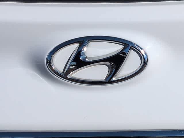 Used 2021 Hyundai Kona Limited w/ Cargo Package image 12
