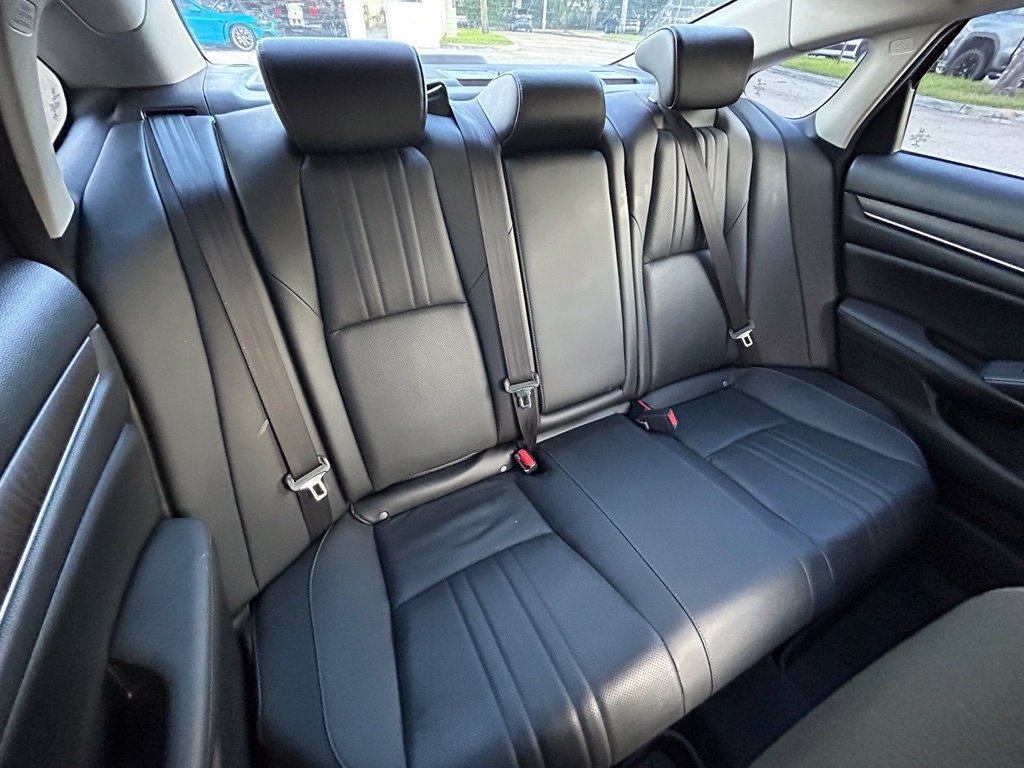 Used 2021 Honda Accord Touring image 31