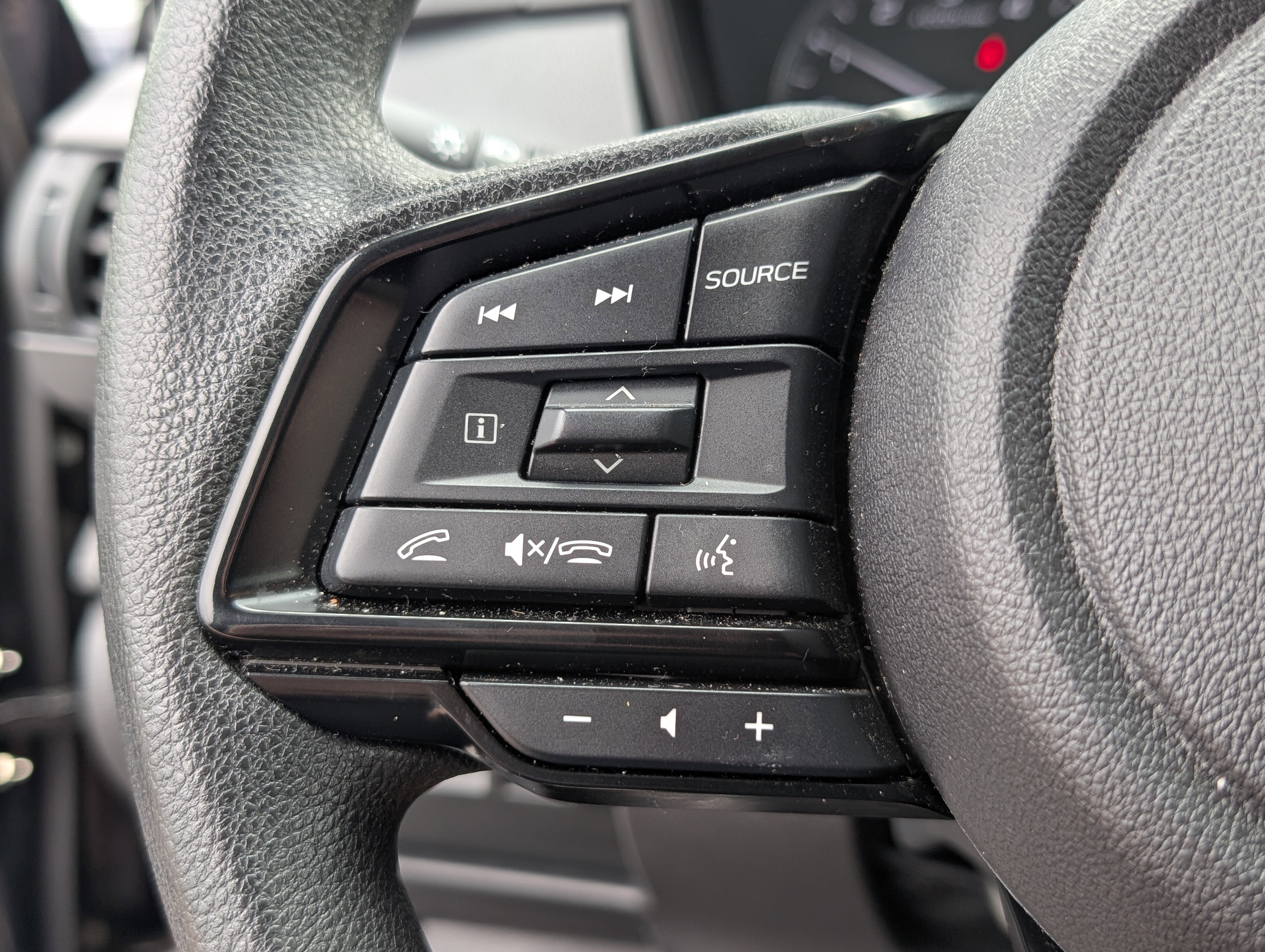 Used 2024 Subaru Crosstrek 2.0i Premium image 18