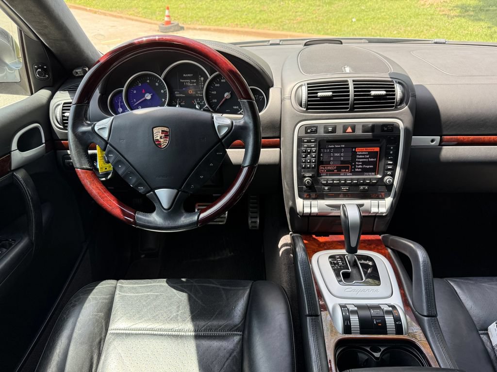 Used 2005 Porsche Cayenne Turbo AWD/4WD image 19