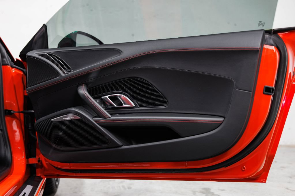 Used 2017 Audi R8 V10 plus image 13