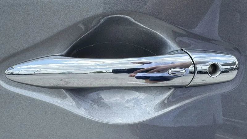 Used 2017 INFINITI QX60 FWD w/ Deluxe Technology Package image 12