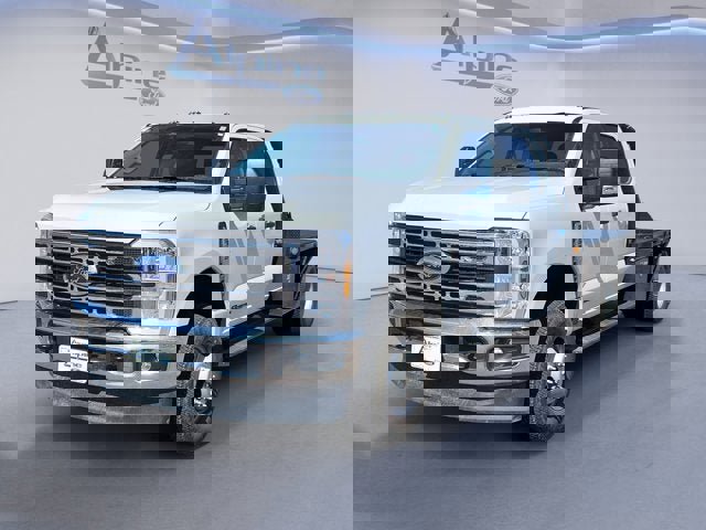 Used 2026 Ford F350 XL w/ XL Chrome Package image 1