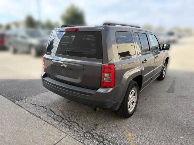 Used 2015 Jeep Patriot Sport w/ Power Value Group FWD image 8