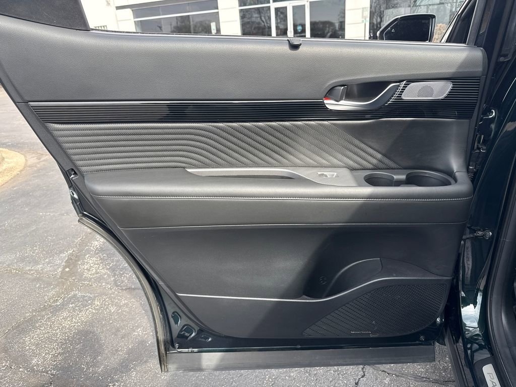 Used 2024 Hyundai Palisade Calligraphy image 31