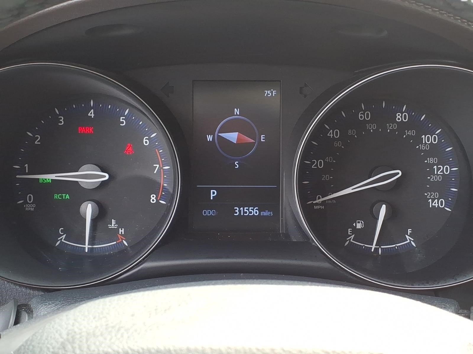Used 2019 Toyota C-HR Limited FWD image 25