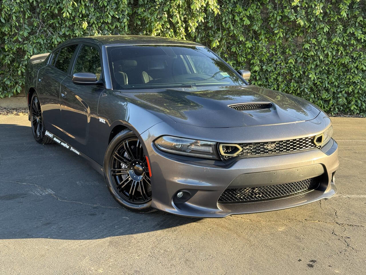 Used 2017 Dodge Charger R/T RWD image 3