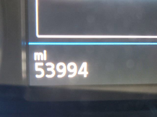 Used 2021 Volkswagen Atlas Cross Sport SE FWD image 27