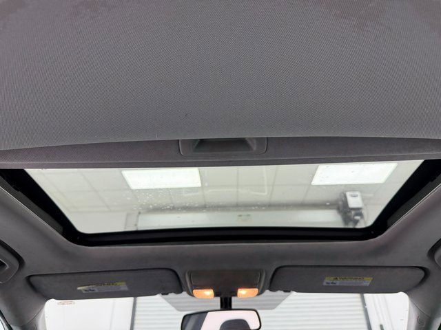 Used 2017 Honda Accord EX-L image 34