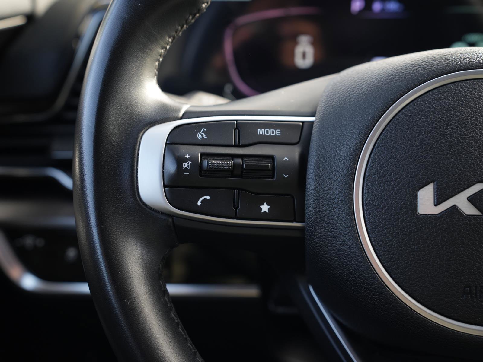 Used 2023 Kia Sportage EX image 21