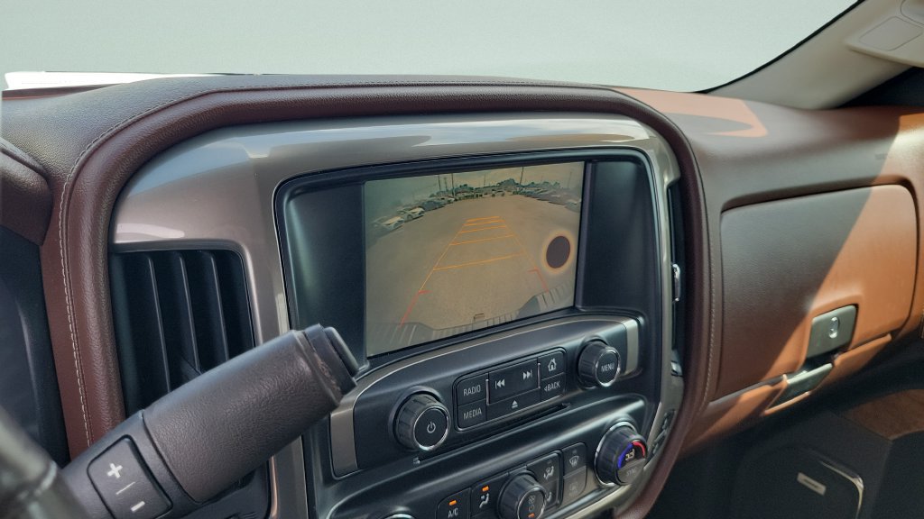 Used 2015 Chevrolet Silverado 2500 High Country w/ Duramax Plus Package AWD/4WD image 15
