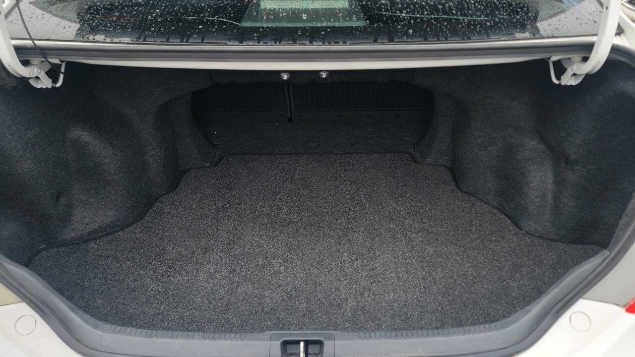 Used 2013 Toyota Camry SE image 26