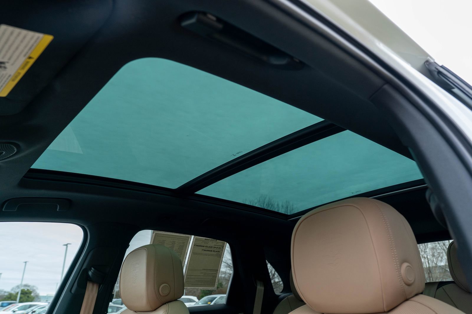 Certified 2024 Porsche Cayenne image 33