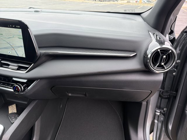 New 2026 Chevrolet Equinox LT w/ Convenience Package II image 31