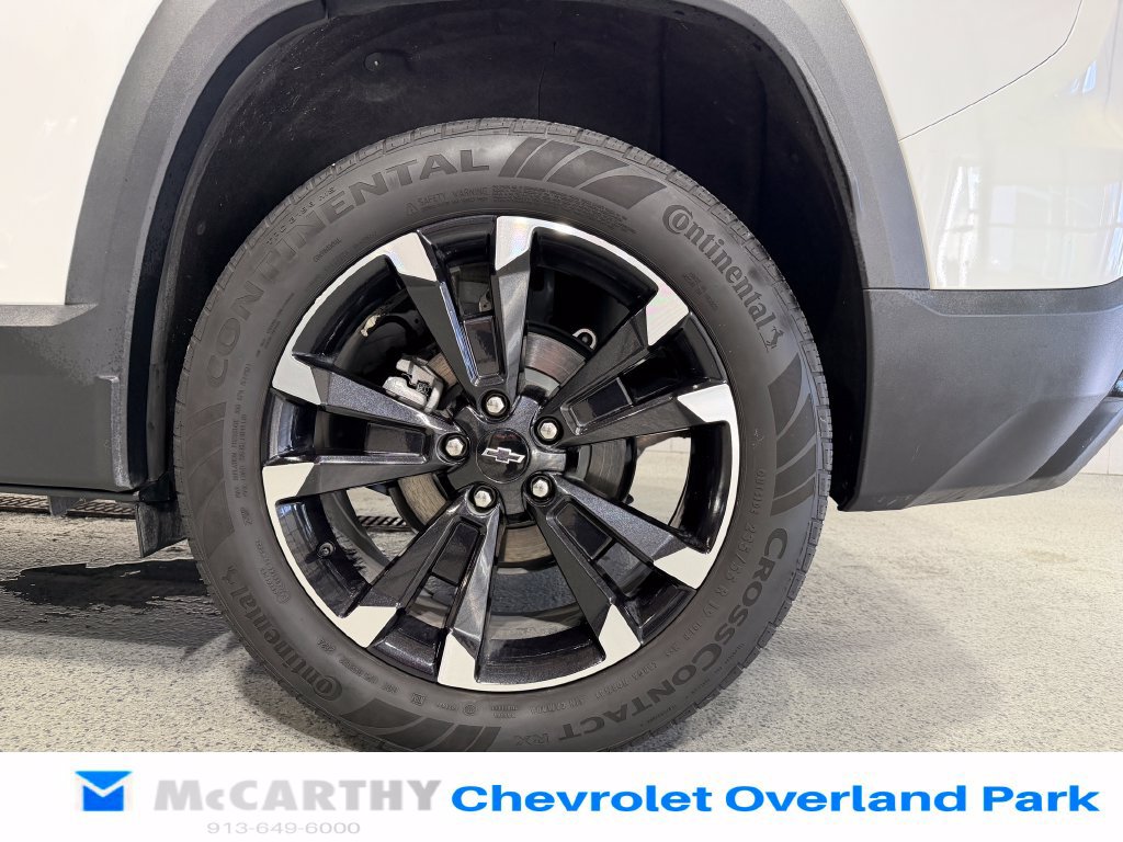 Used 2025 Chevrolet Equinox RS w/ Safety and Technology Package AWD/4WD image 32