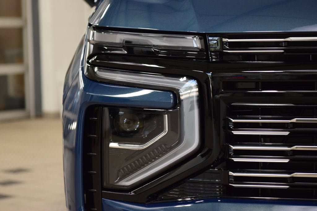 New 2026 Chevrolet Suburban High Country AWD/4WD image 12