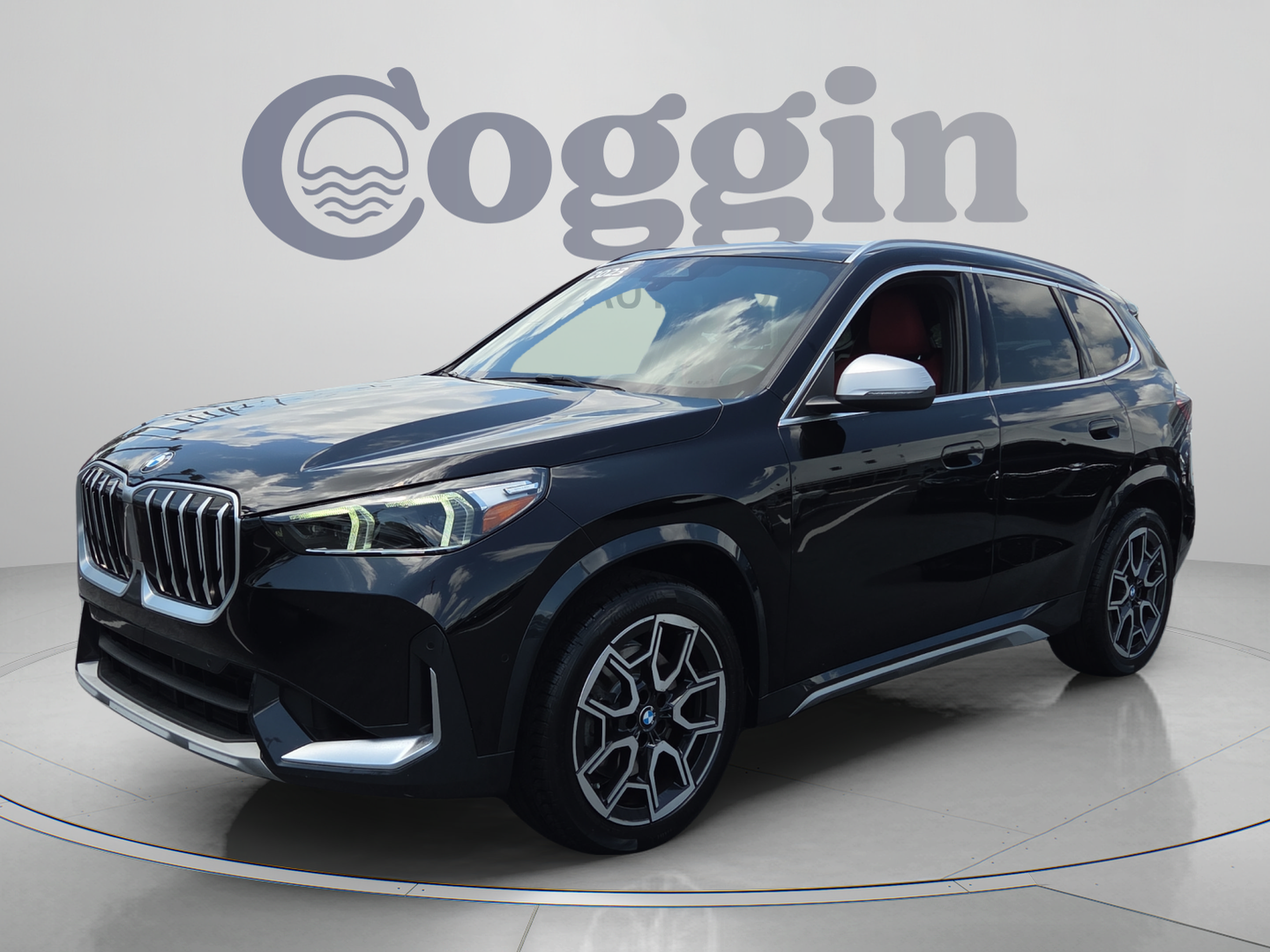 Used 2023 BMW X1 xDrive28i w/ Convenience Package AWD/4WD image 1