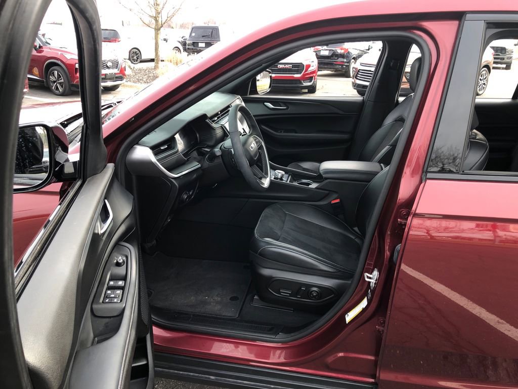 Certified 2024 Jeep Grand Cherokee L Altitude image 19