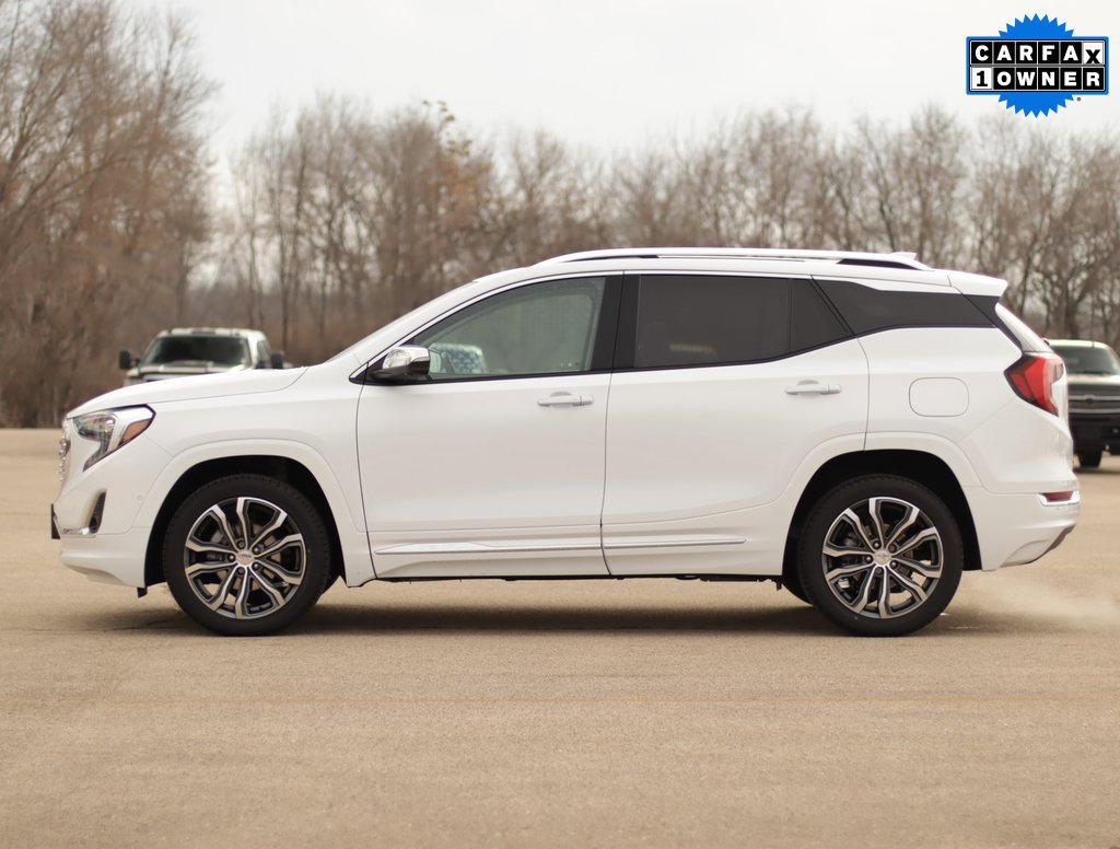Used 2021 GMC Terrain Denali w/ Denali Premium Package image 4