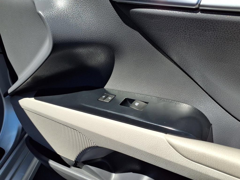 Certified 2018 Toyota Camry SE w/ Convenience Package FWD image 37