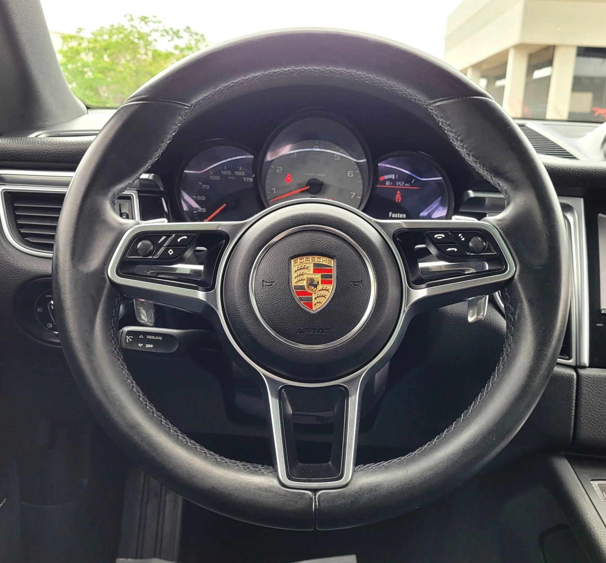 Used 2015 Porsche Macan S image 27