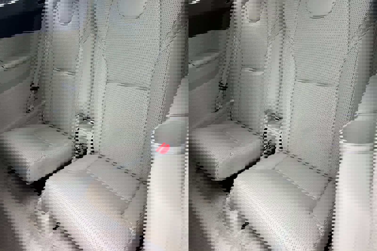 Used 2016 Volvo XC90 T6 Inscription w/ Vision Package image 16