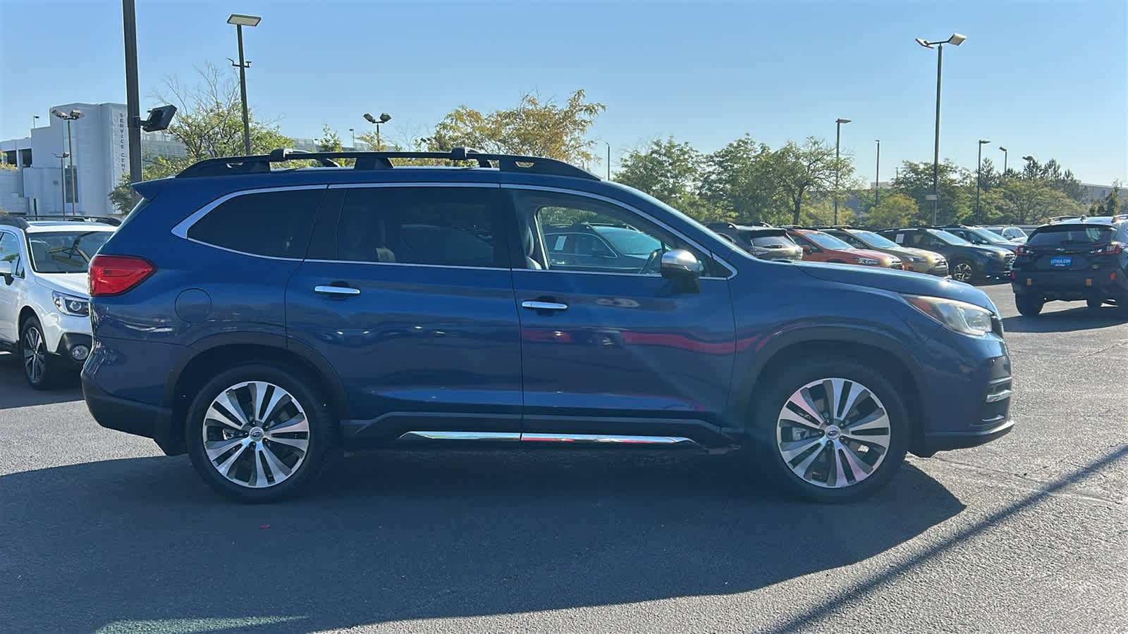 Used 2019 Subaru Ascent Touring w/ Popular Package #3 AWD/4WD image 4