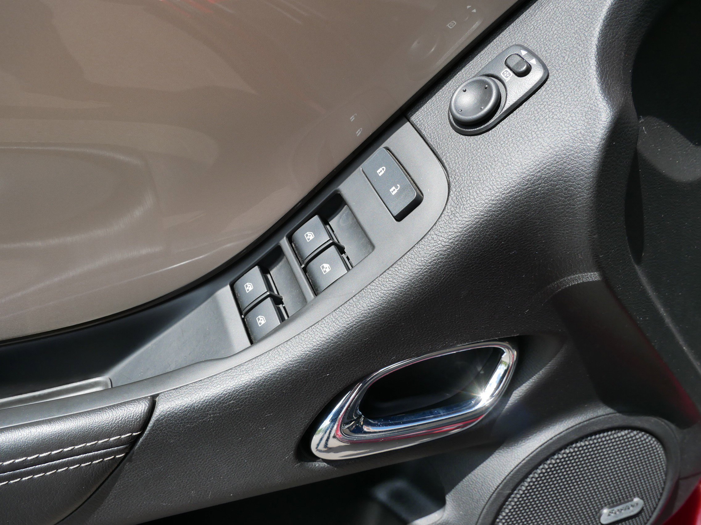 Used 2015 Chevrolet Camaro LT w/ RS Package RWD image 9
