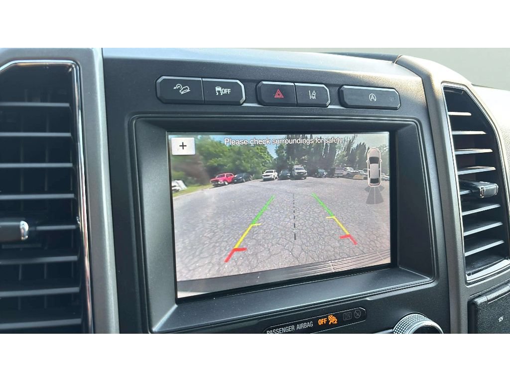Used 2019 Ford Expedition XLT w/ Equipment Group 202A AWD/4WD image 21