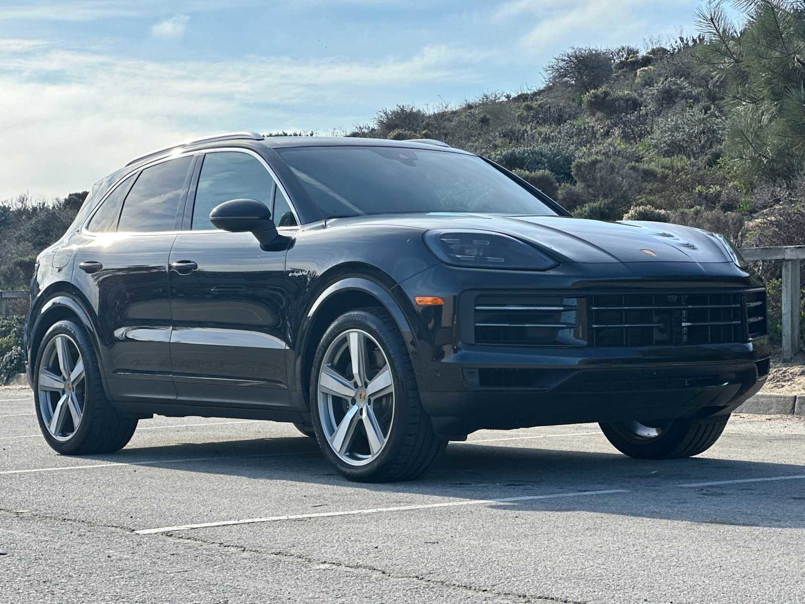 Certified 2024 Porsche Cayenne E-Hybrid image 10
