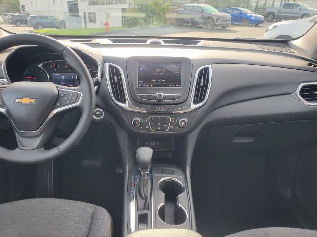 Certified 2024 Chevrolet Equinox LT w/ LPO, Floor Liner Package FWD image 18