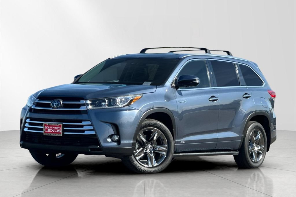 Used 2017 Toyota Highlander Limited Platinum