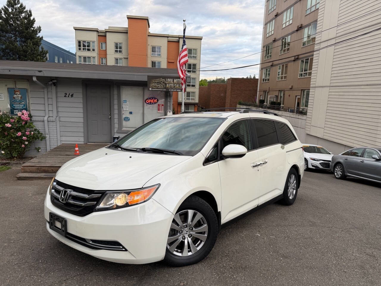 Used 2014 Honda Odyssey EX-L image 1
