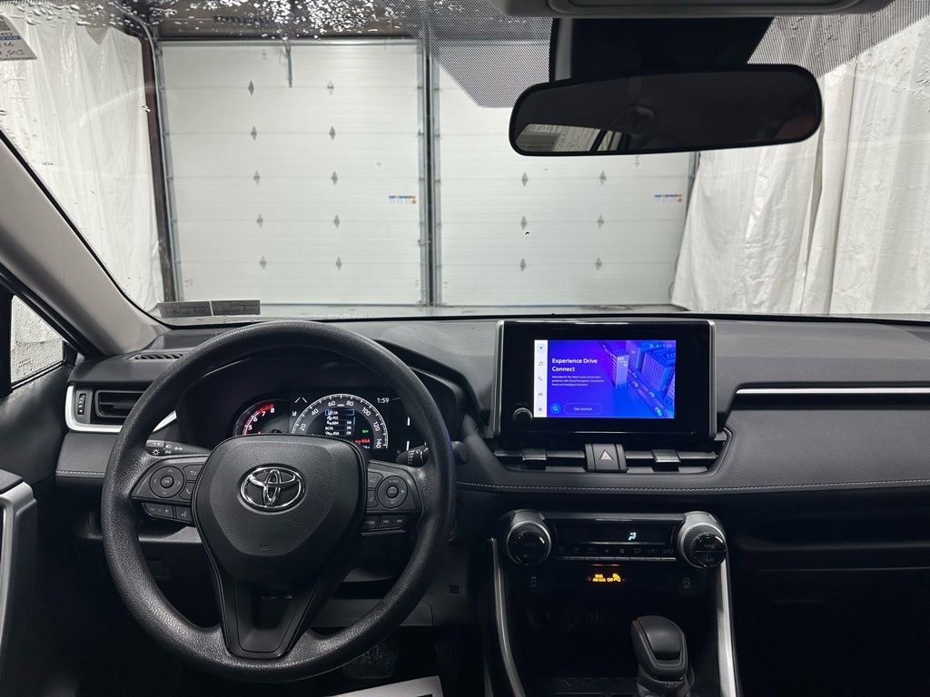 Used 2025 Toyota RAV4 XLE image 16
