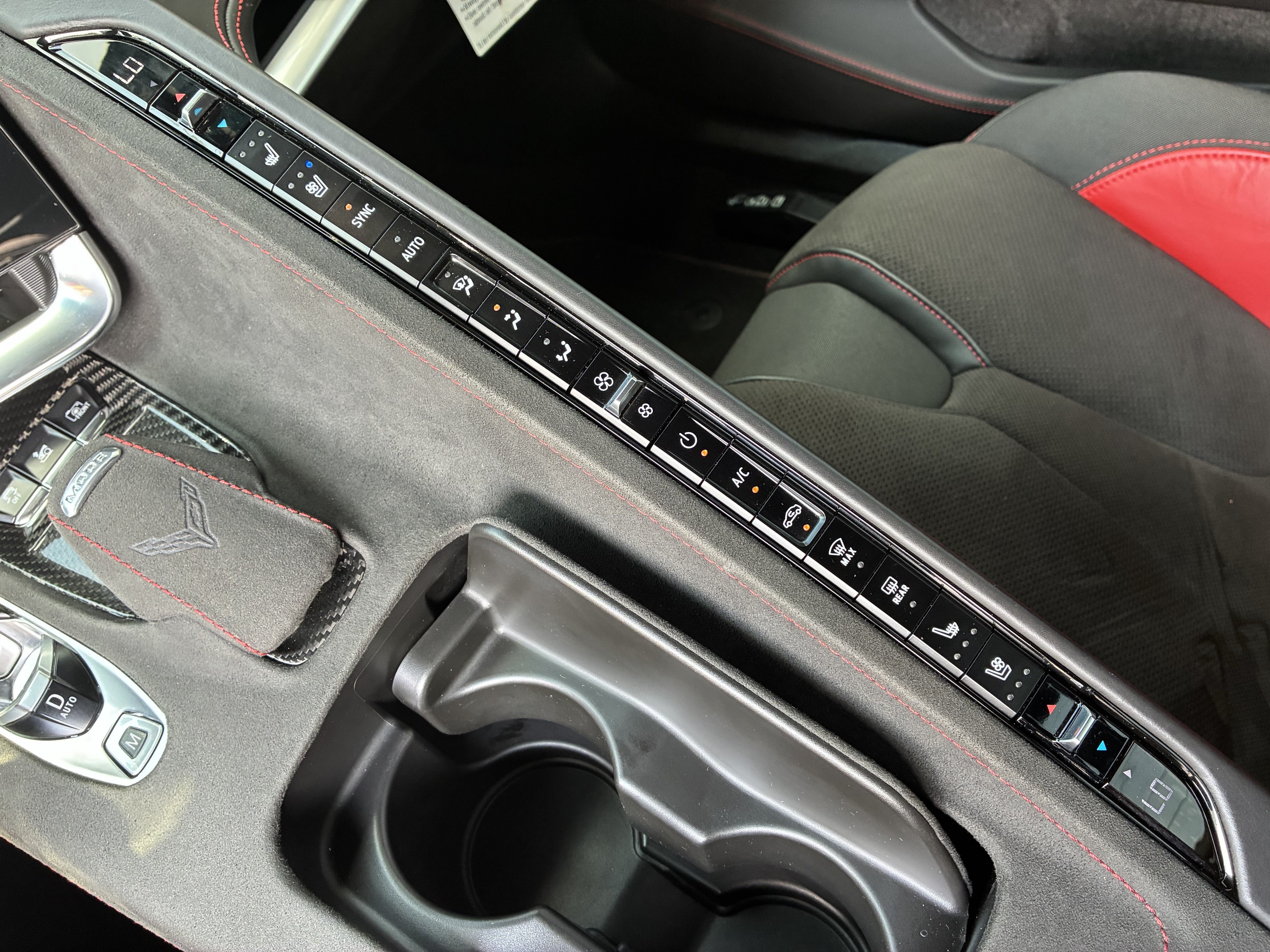 Used 2021 Chevrolet Corvette Stingray Premium Conv w/ Z51 Performance Package RWD image 35