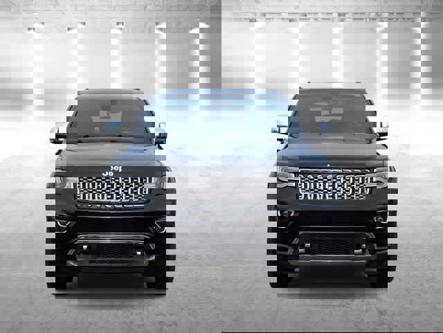 Used 2020 Jeep Grand Cherokee Overland image 3