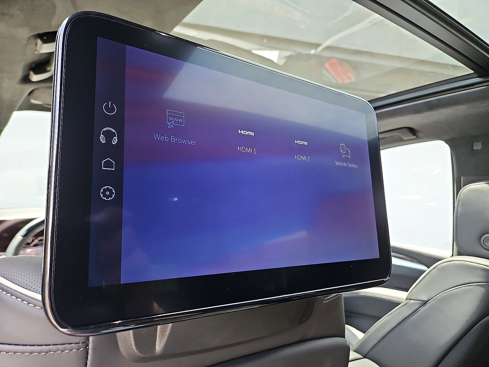 New 2025 Cadillac Escalade ESV Sport Platinum w/ LPO, ONYX Package image 22