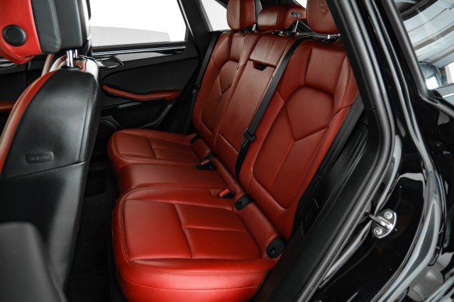 Used 2021 Porsche Macan image 30